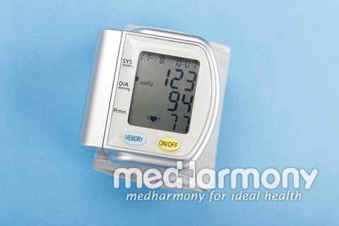  Auto Blood Pressure Meter (Wrist)